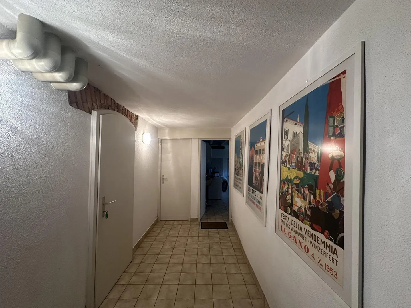 ZU VERMIETEN EXKLUSIVES WOHNUNG IN VILLA MIT GARTEN - Foto 5 von 8