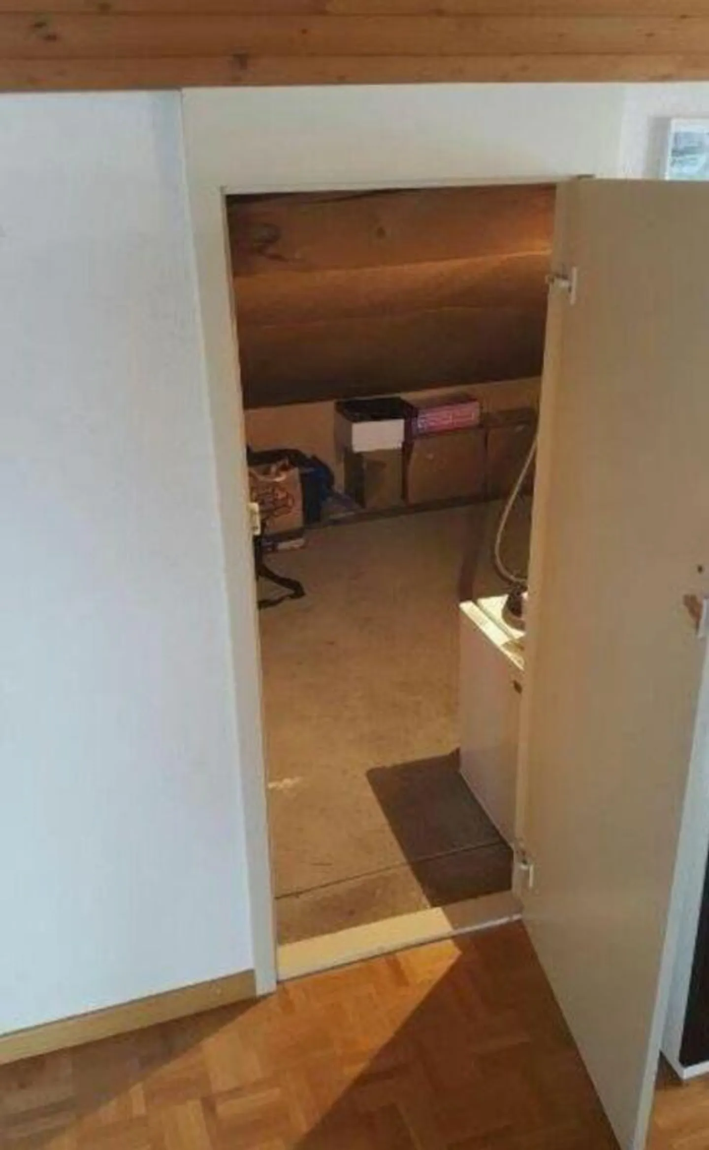 1.5 Zimmer Wohnung im Dachgeschoss - Foto 3 von 5