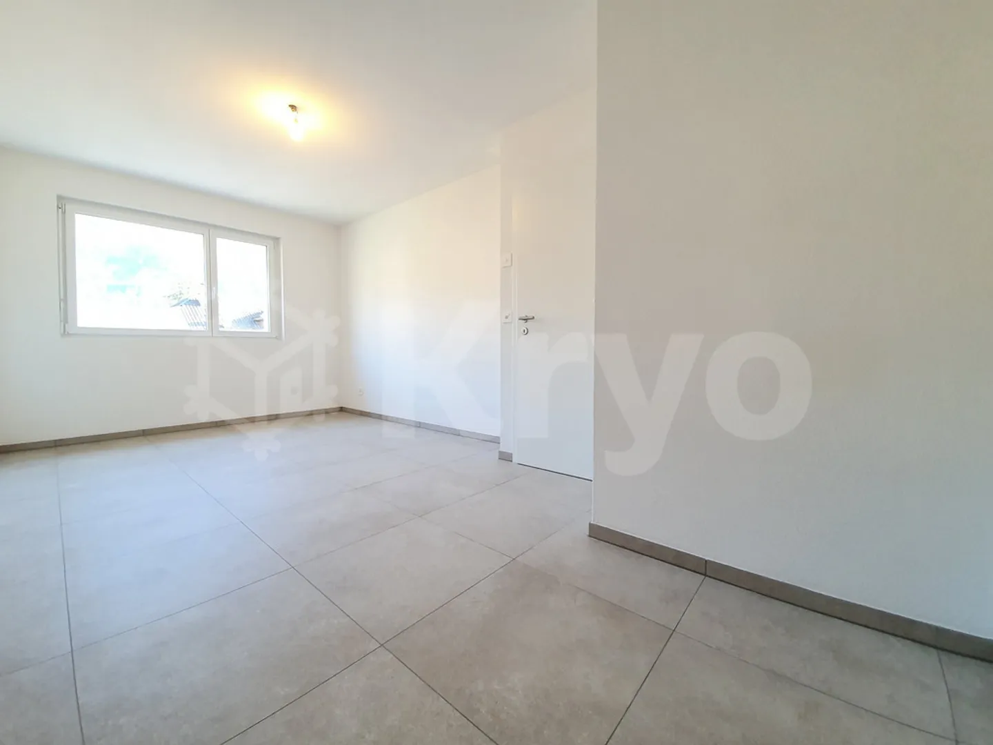 Charming 3.5-room apartment on the 2nd floor for rent - Photo 5 of 6