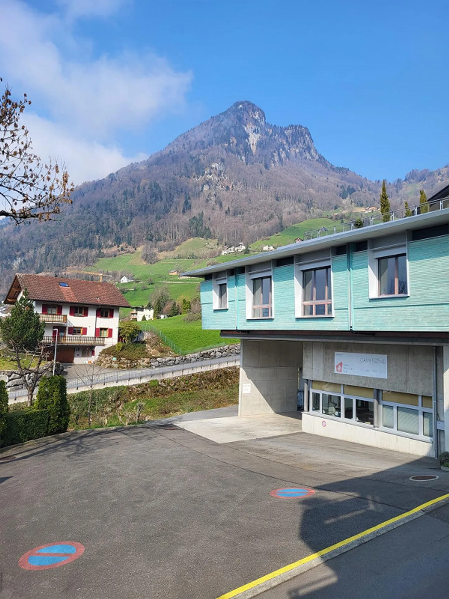 Appartement exclusif de 4,5 pièces avec ventilation de confort, grande terrasse - Photo 9 sur 13