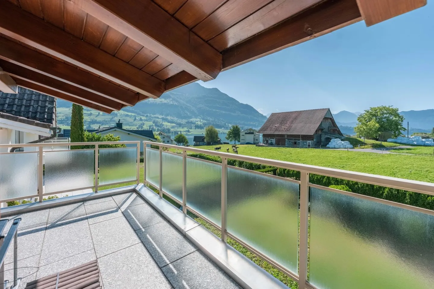 Plenty of Space for Life – with Garden, Lake and Mountain View - Photo 7 of 9
