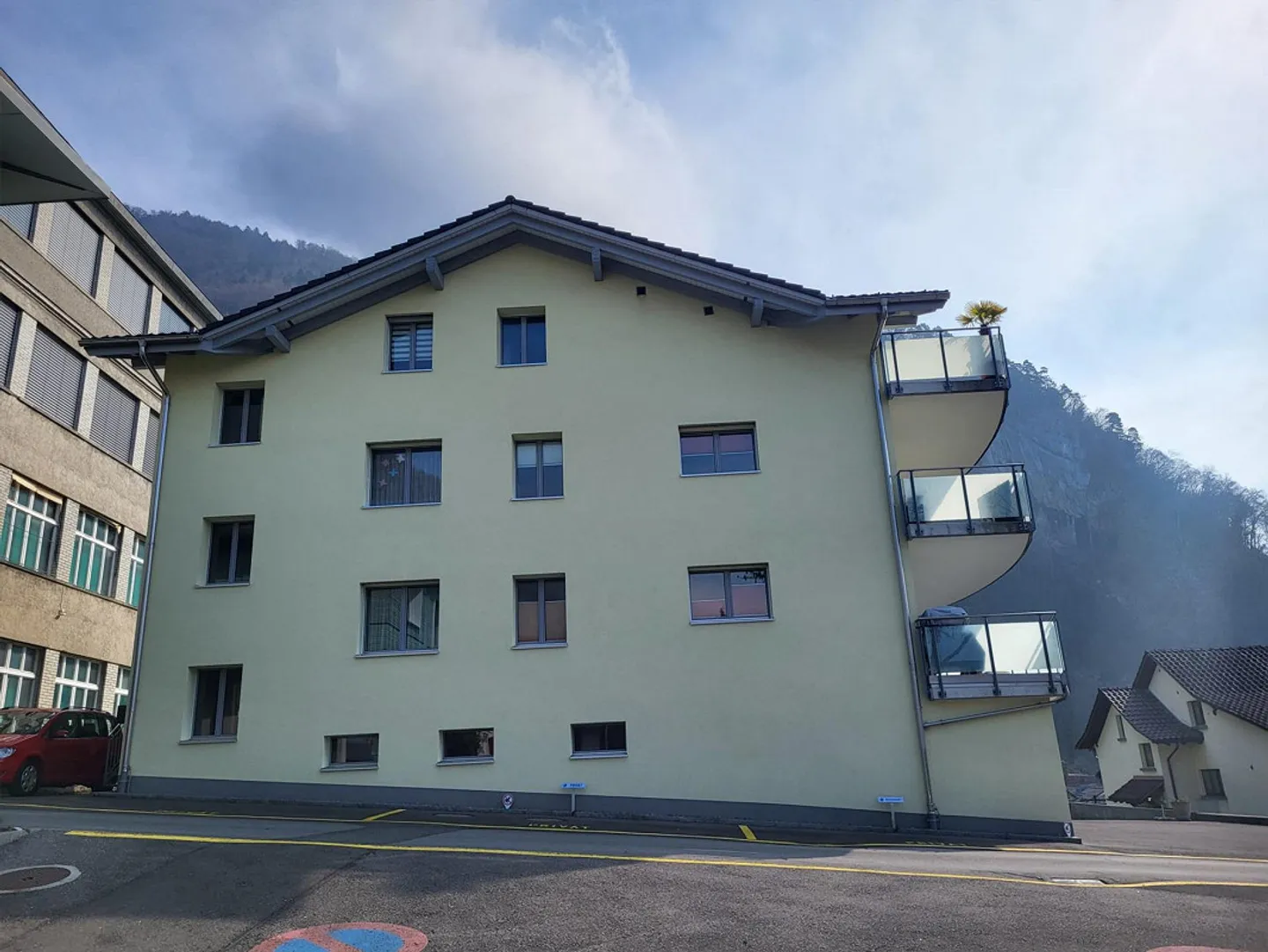 Appartement exclusif de 4,5 pièces avec ventilation de confort, grande terrasse - Photo 13 sur 13