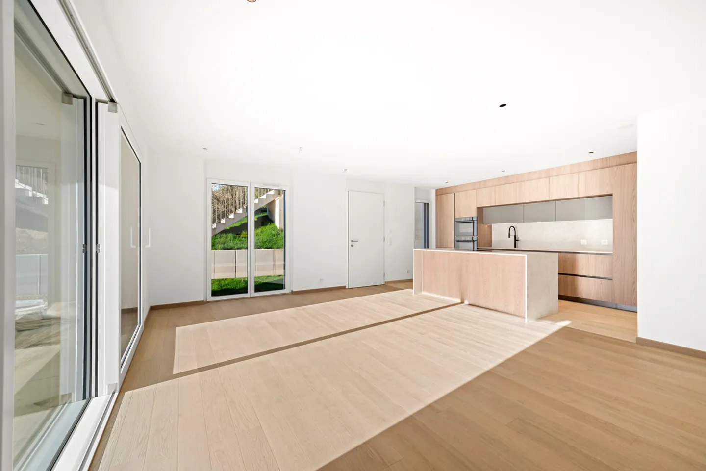 Nouvel Appartement avec Vue Lac - Photo 11 sur 13