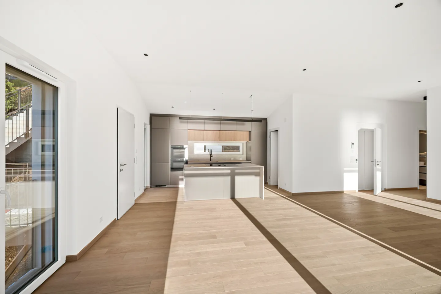 Nouvel Appartement avec Vue Lac - Photo 12 sur 13