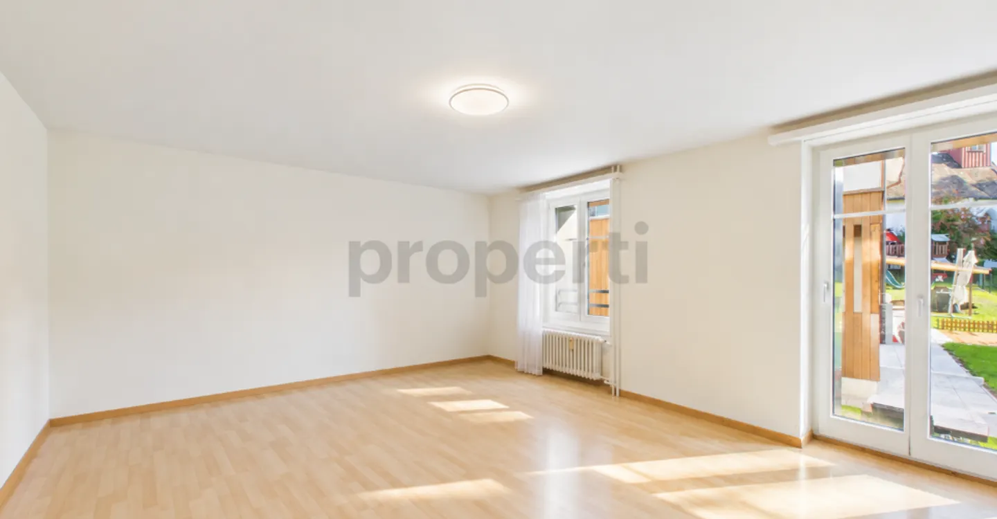 Renovierung im Jahr 2016, vielseitige Raumaufteilung & familienfreundliche Lage! - Photo 2 of 9