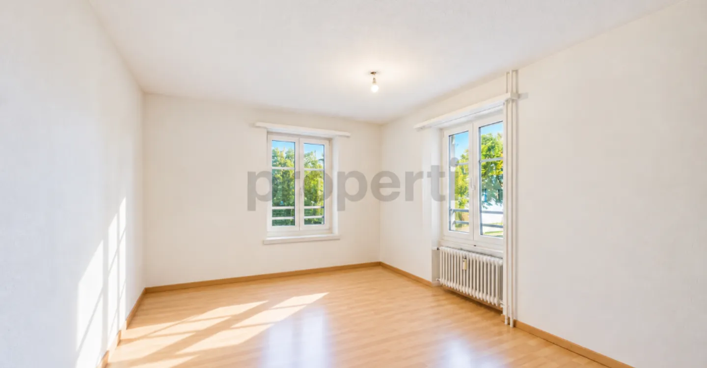 Renovierung im Jahr 2016, vielseitige Raumaufteilung & familienfreundliche Lage! - Photo 5 of 9