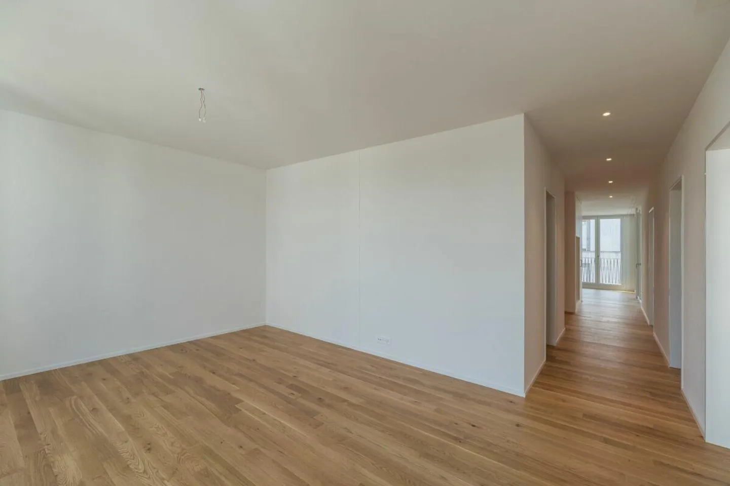 Modern 3.5 Zimmer Wohnung - Foto 3 di 12