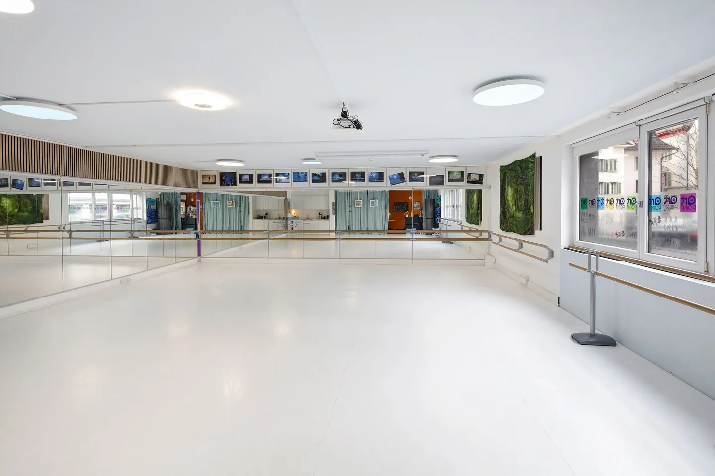 Vielseitiges Studio in zentraler Lage - Foto 2 von 9