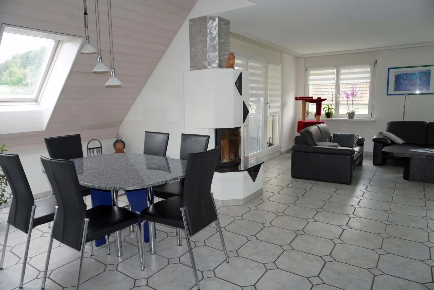 Meraviglioso appartamento duplex con molto spazio - Foto 3 di 12