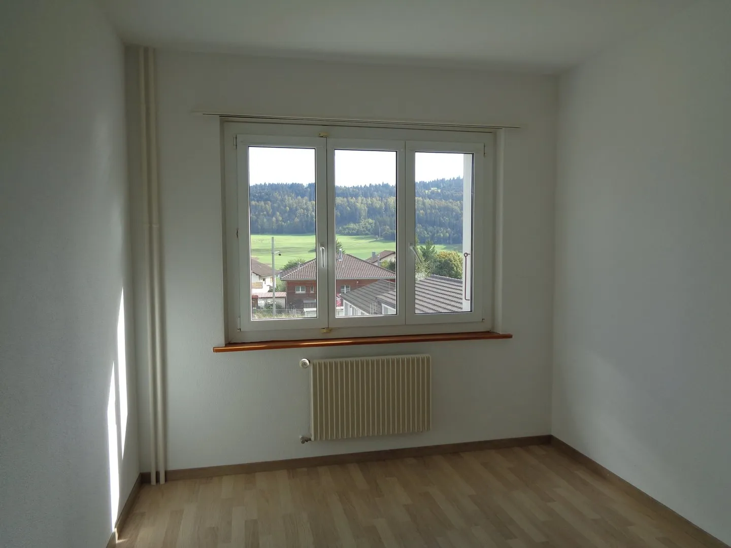 Appartement situé dans un petit bâtiment de 3 étages - Photo 9 sur 12