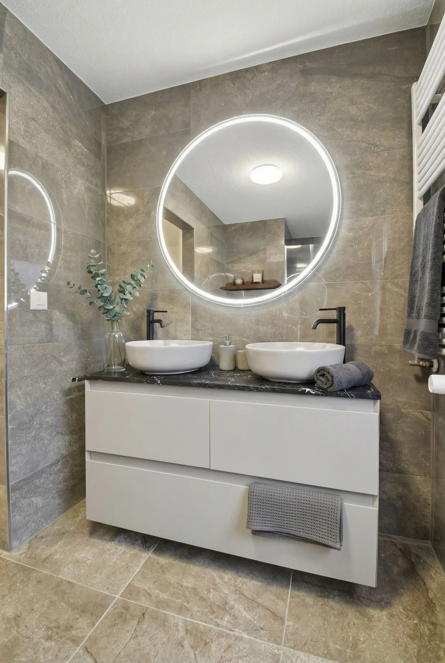 Modernes Einfamilienhaus mit Aussicht - Foto 3 von 6