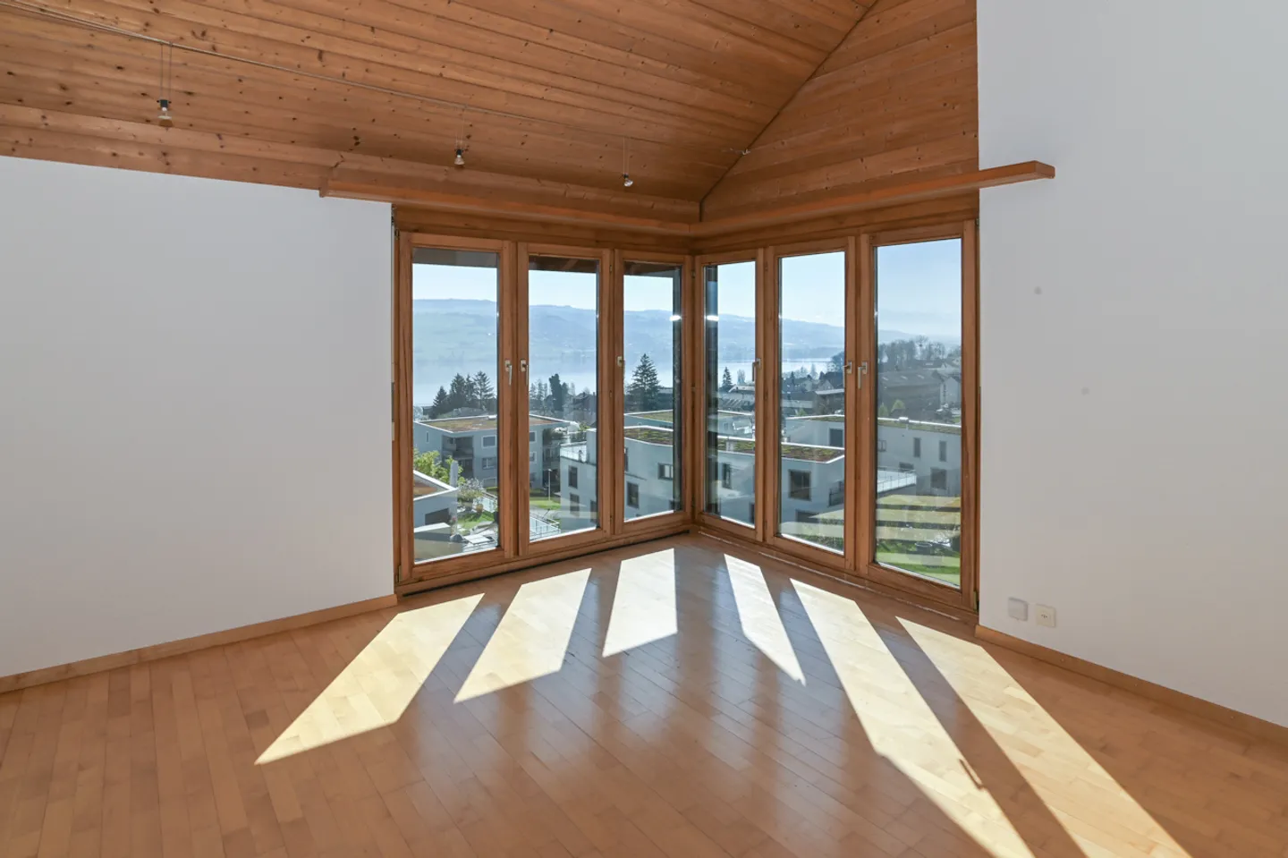 Casa a terrazza 5½ locali con vista lago non ostacolata - Foto 7 di 13
