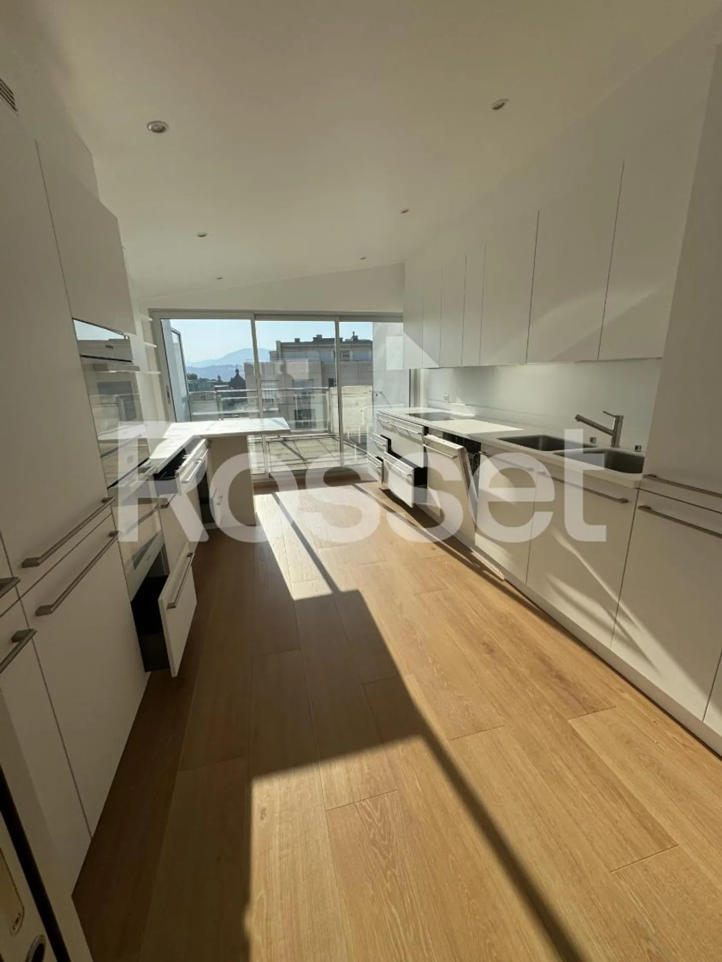 Appartamento con 5 stanze al 6° piano, ca. 130 m2 - Foto 3 di 11