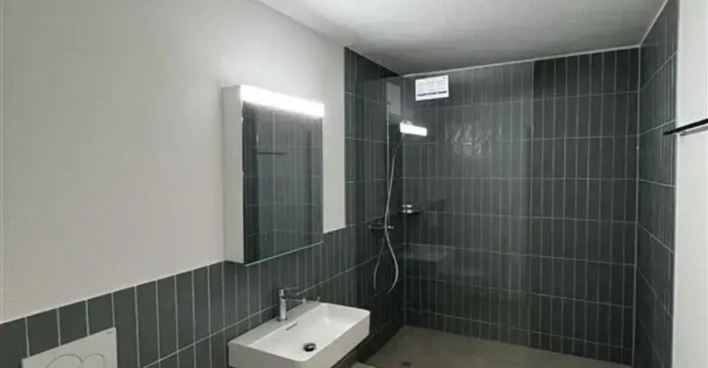 Frisch sanierte 3.5-Zimmer-Wohnung mit Balkon in Baden - Photo 5 sur 6