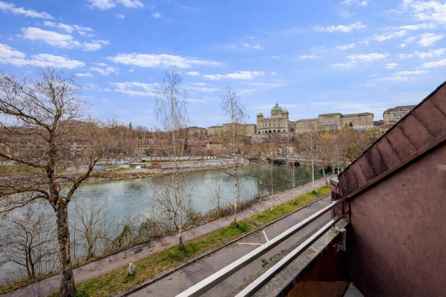 6-Room Single-Family House with View of Aare & Federal Palace - Photo 2 of 12