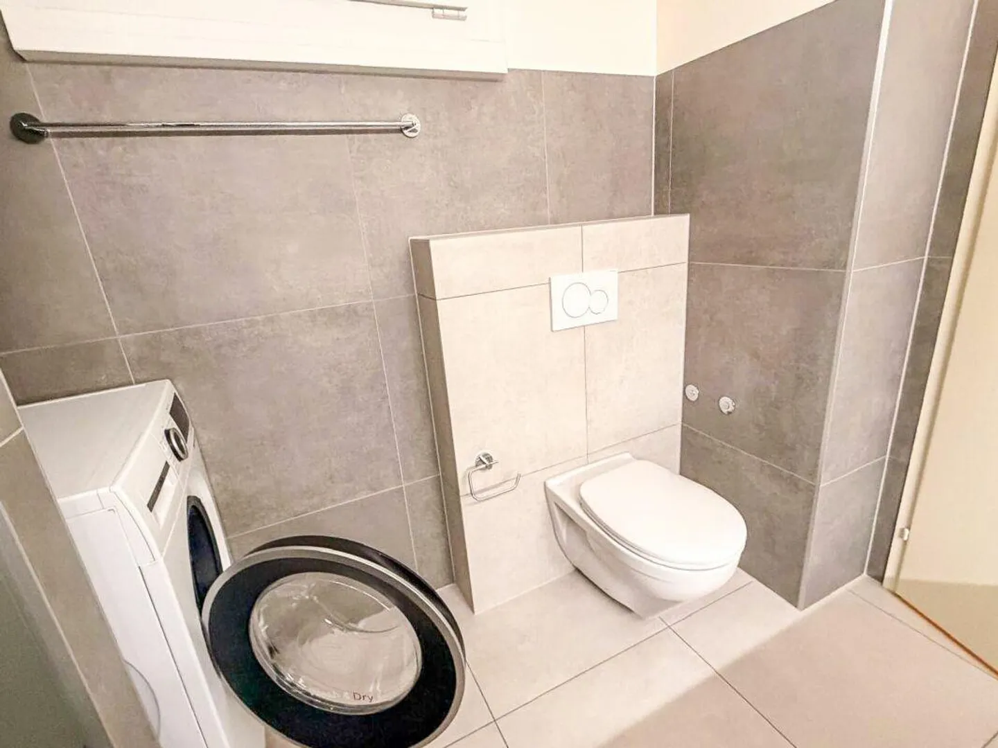 6-Room Single-Family House with View of Aare & Federal Palace - Photo 9 of 12