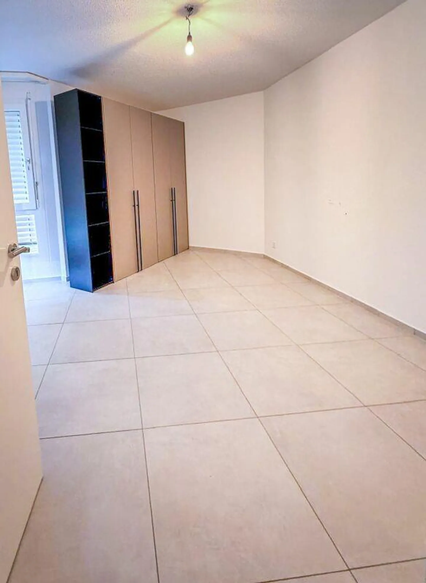 6-Room Single-Family House with View of Aare & Federal Palace - Photo 11 of 12