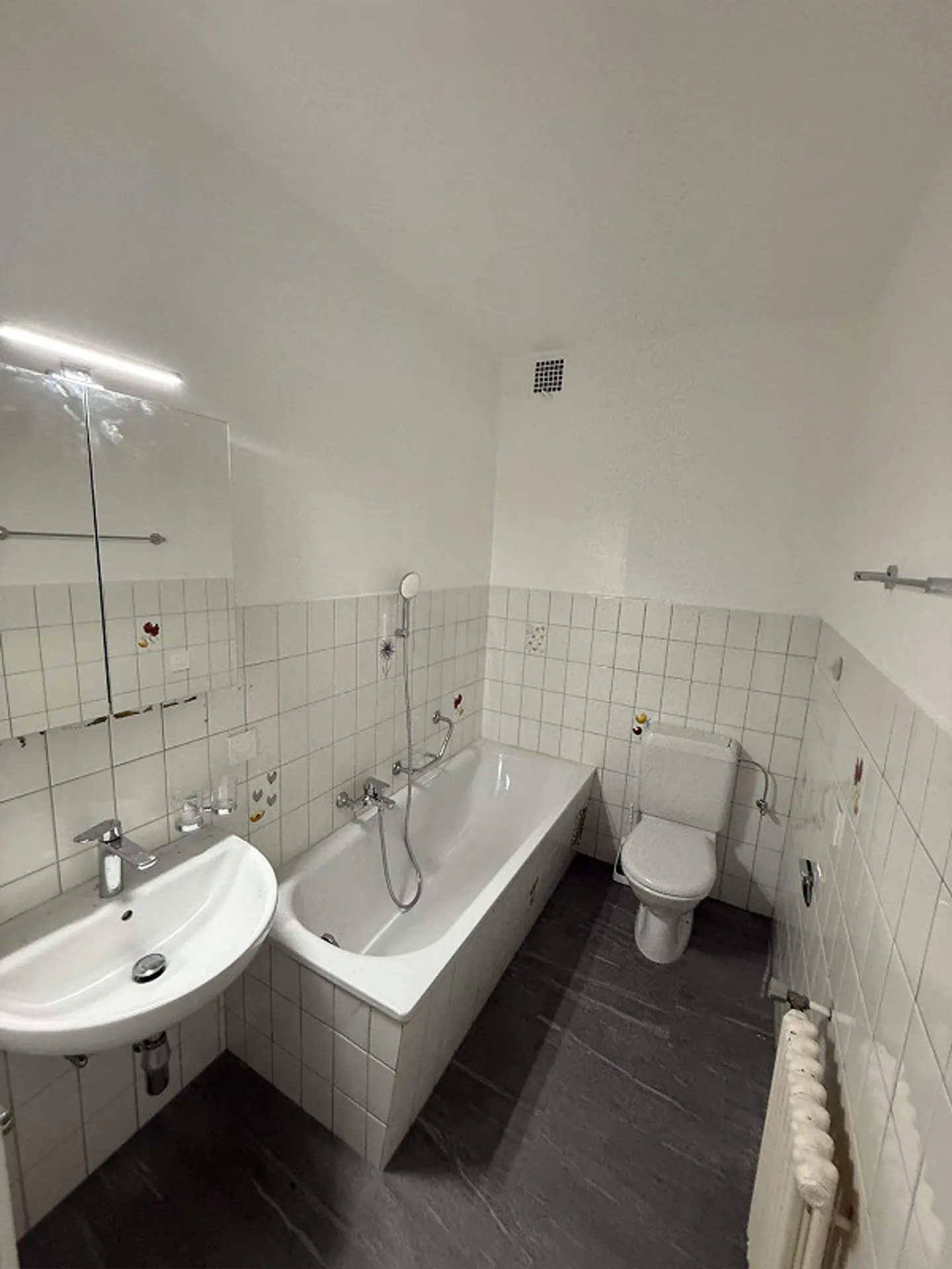 Affittasi spazioso appartamento di 3.5 locali a Locarno - Foto 4 di 6
