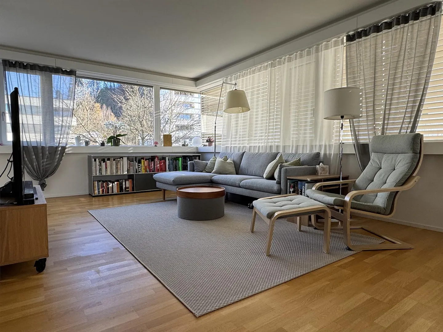 Appartement 3.5 pièces exceptionnellement spacieux à Burgdorf - Photo 3 sur 13