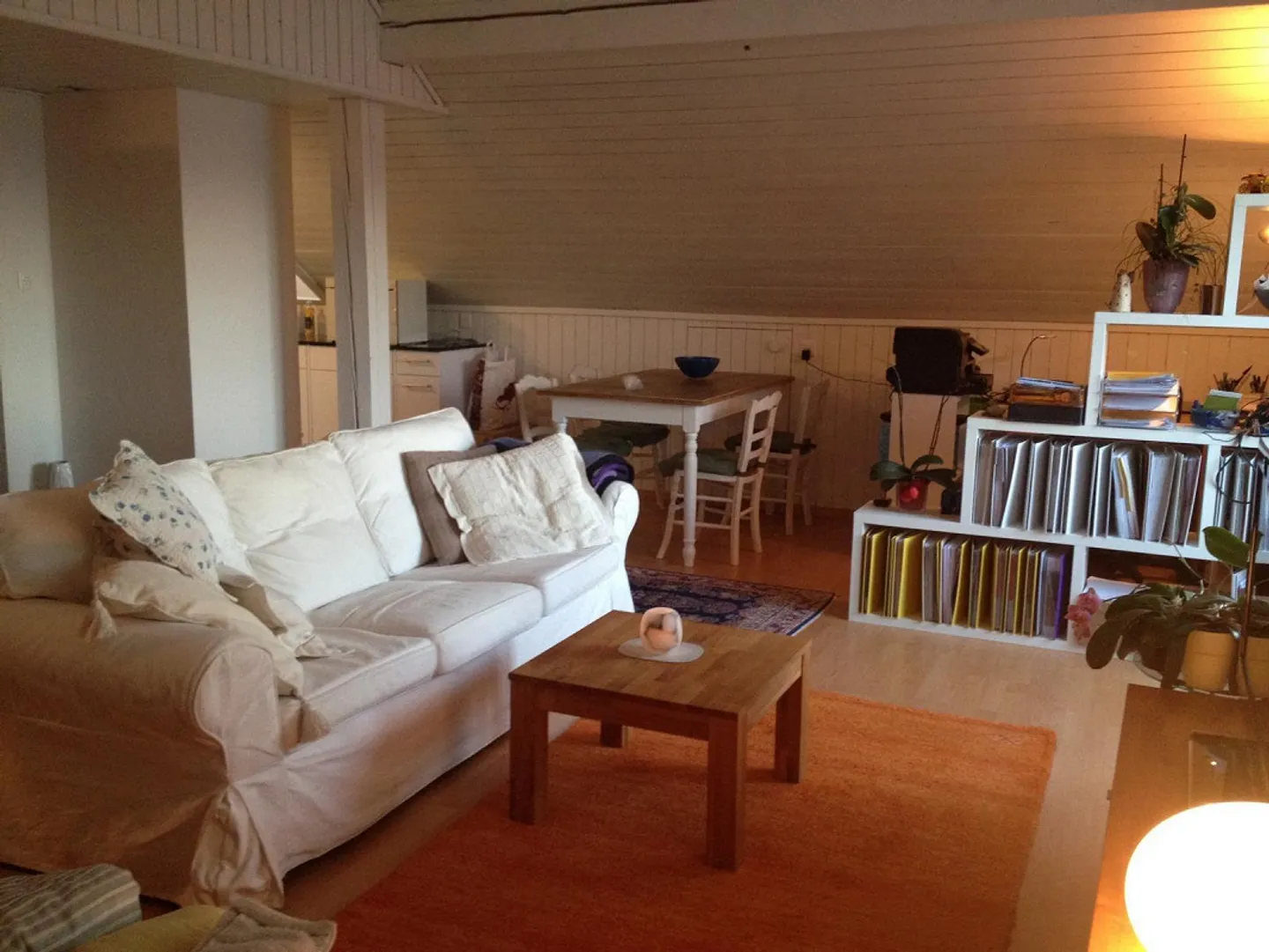 Grosse 1,5-Zimmer-Dachwohnung mit Balkon - Foto 5 von 9