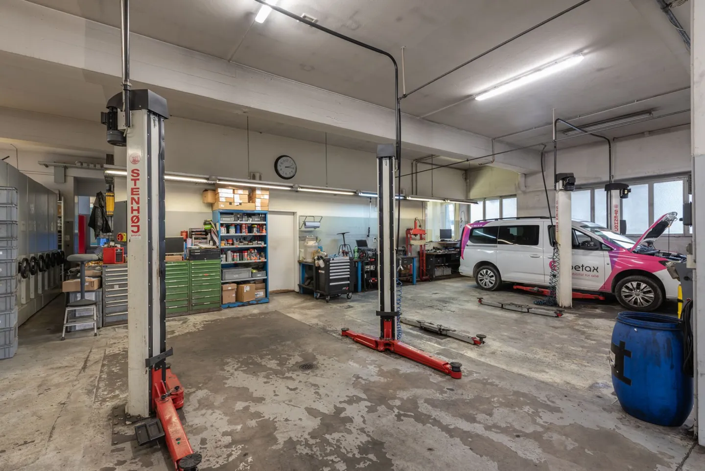 Proprietà commerciale con garage in una posizione privilegiata a Berna - utilizzo versatile e perfettamente sviluppato - Foto 7 di 13