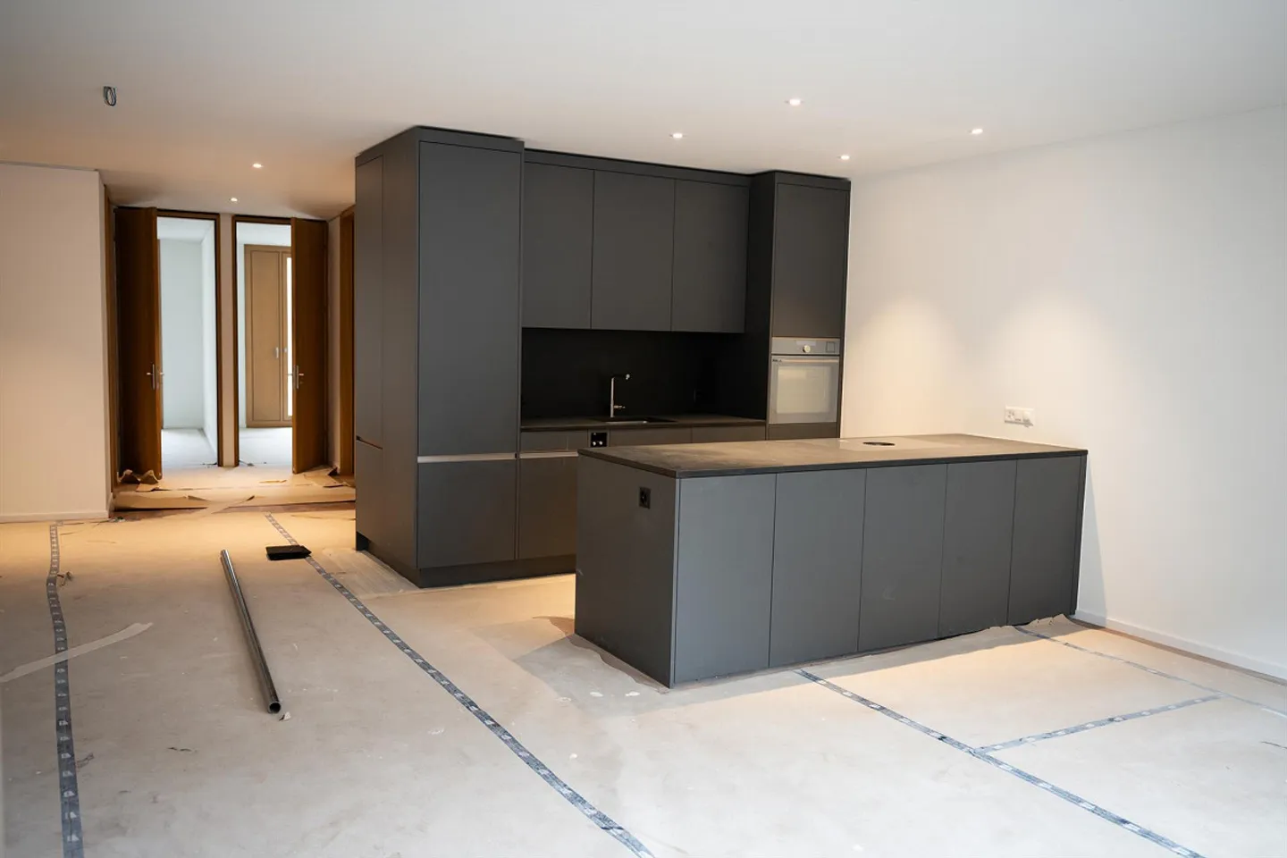 3.5 Room Apartment - Photo 9 of 9