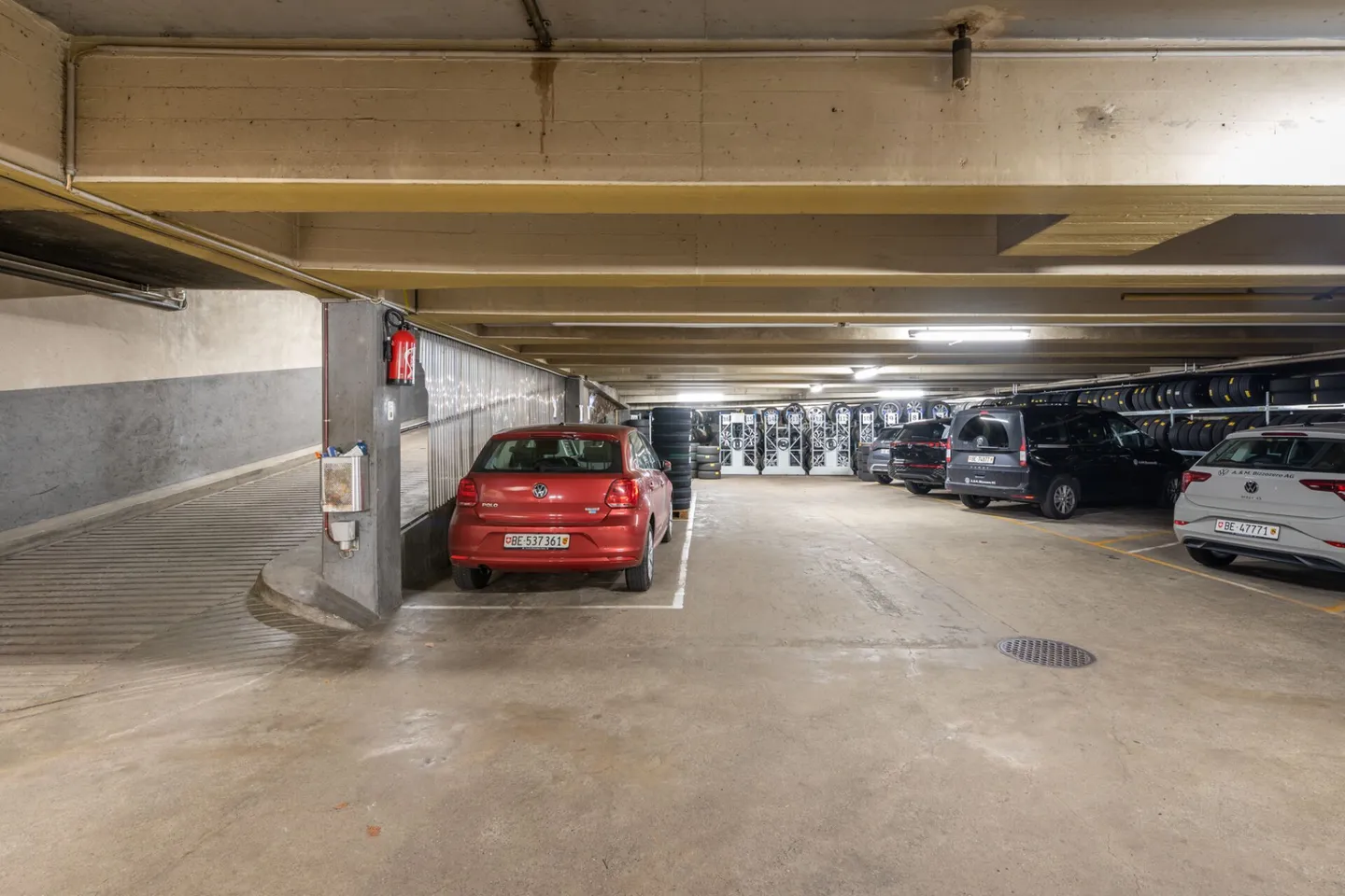 Proprietà commerciale con garage in una posizione privilegiata a Berna - utilizzo versatile e perfettamente sviluppato - Foto 10 di 13