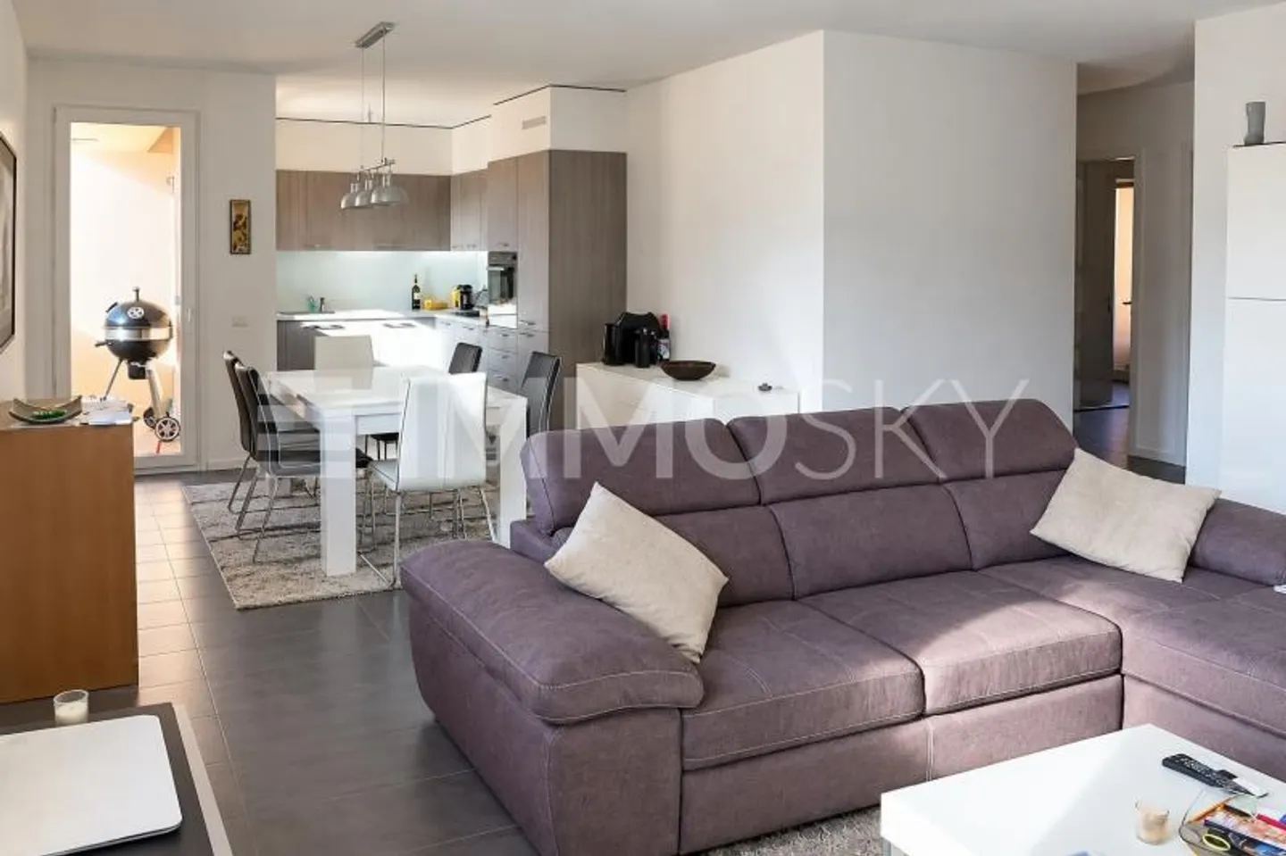 Appartement Charmant à Pedrinate - Photo 2 sur 3