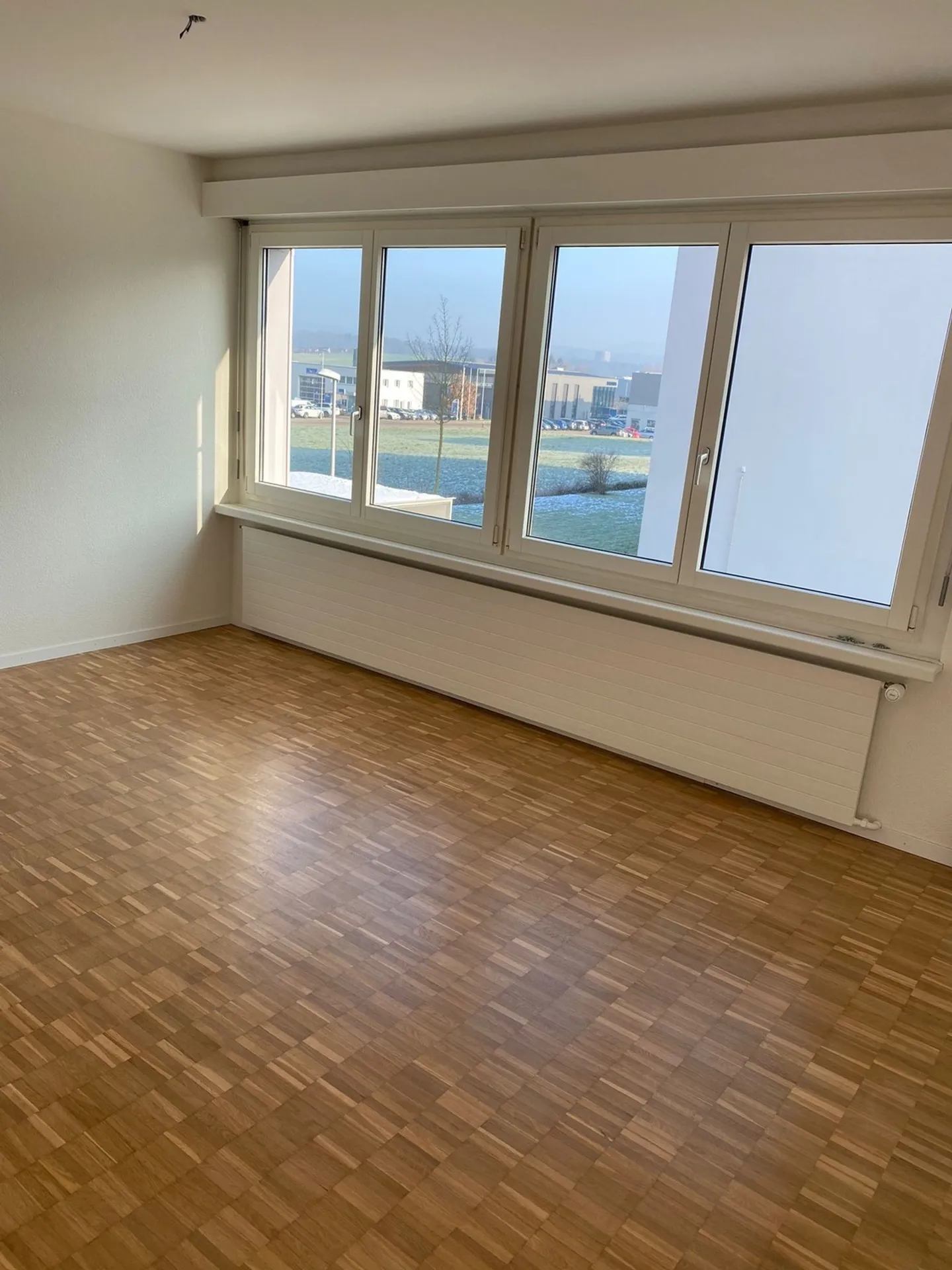 Attraktive 2.5-Zimmerwohnung in Höri - Foto 3 von 6