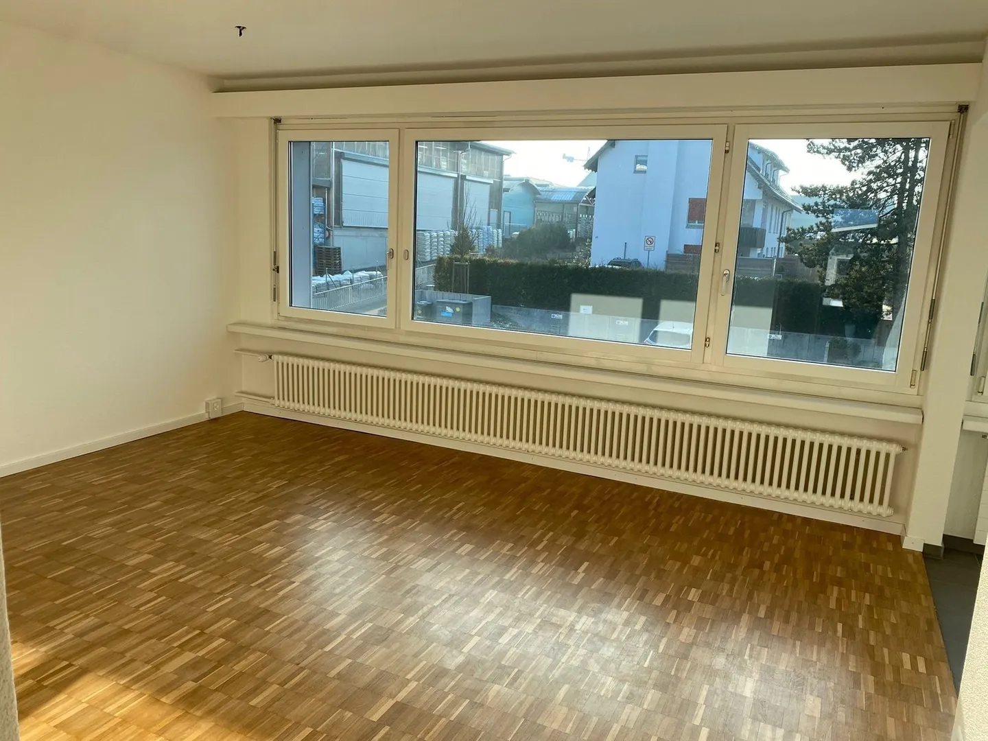 Attraktive 2.5-Zimmerwohnung in Höri - Foto 4 von 6