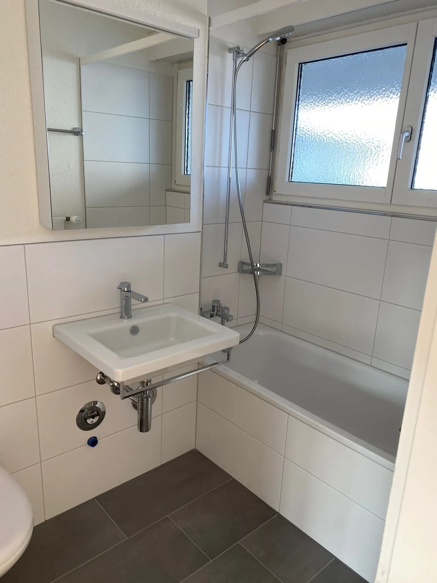 Attraktive 2.5-Zimmerwohnung in Höri - Foto 5 von 6