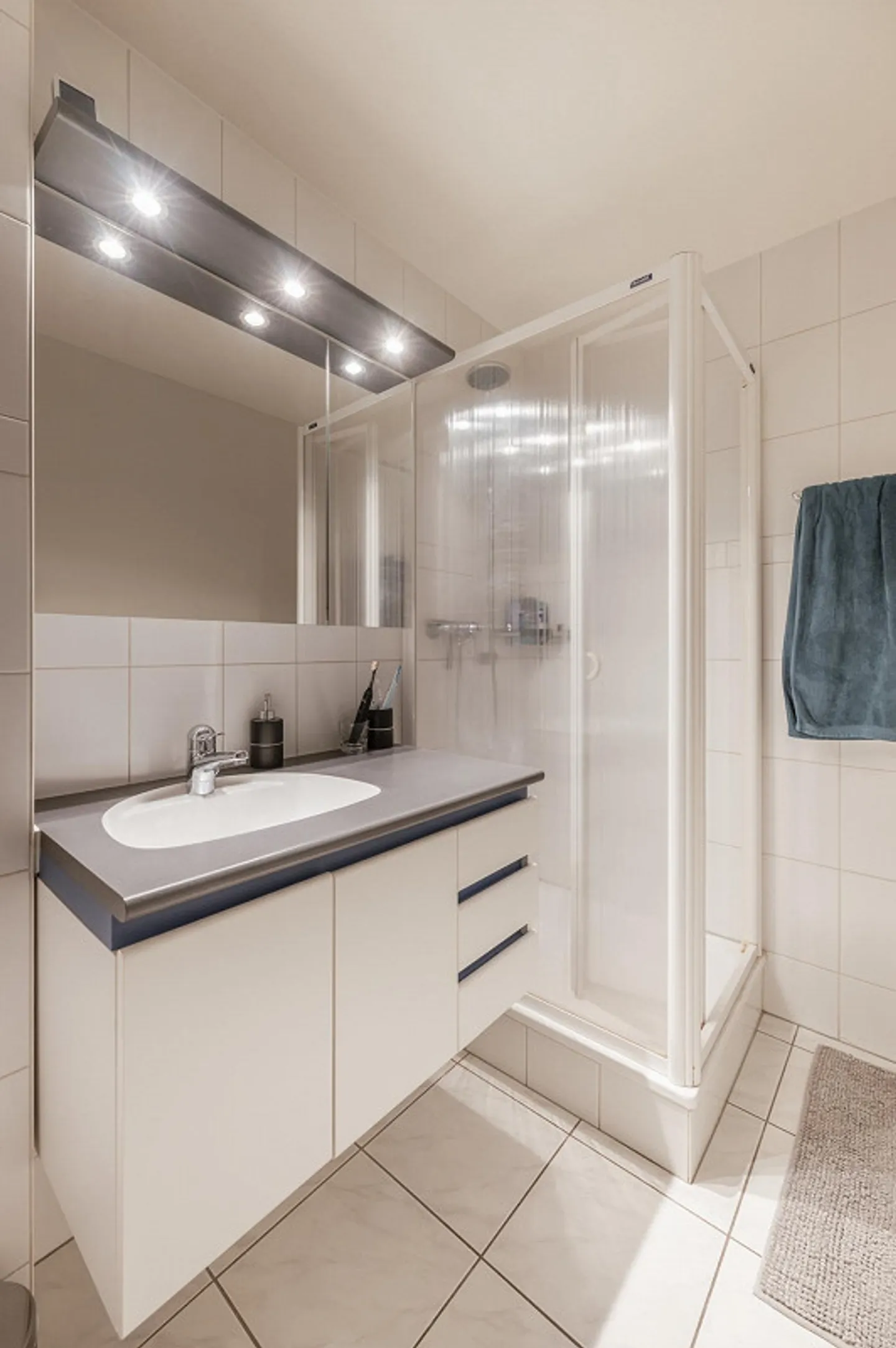 Opportunity for Investment or Self-Use - Photo 6 of 8