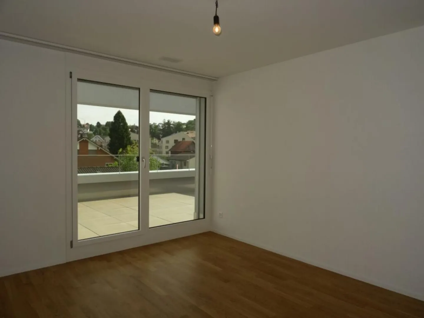 Appartamento attico soleggiato con grande terrazza - Foto 5 di 5