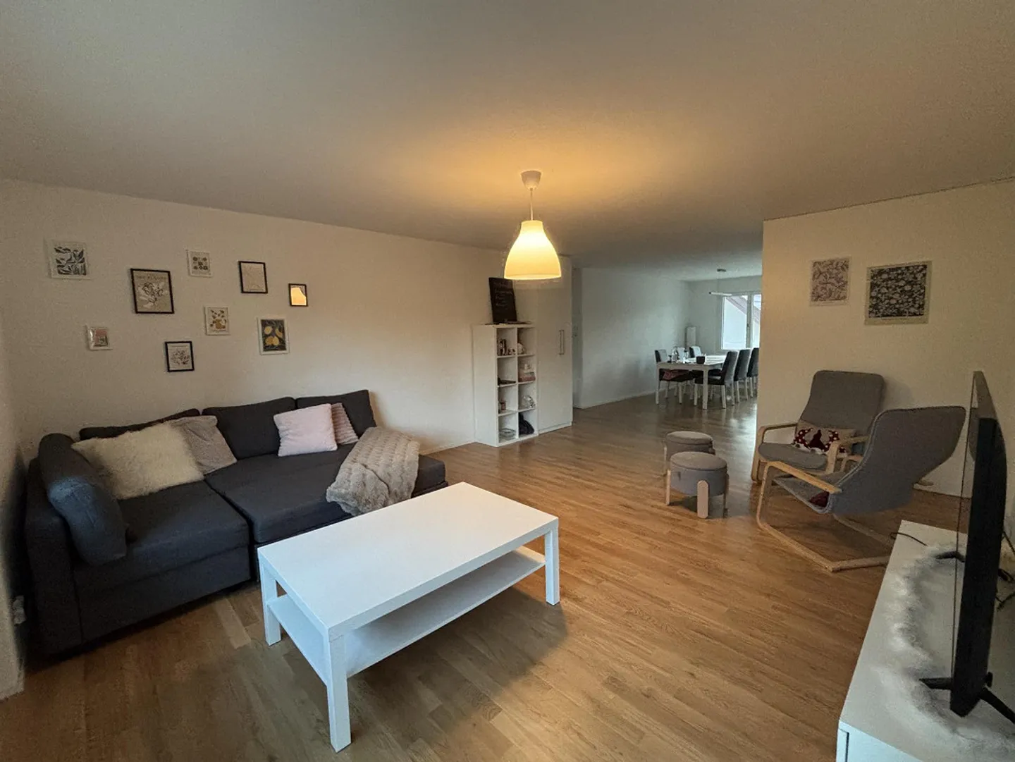 Room in bright 5.5 room apartment - Photo 6 of 8