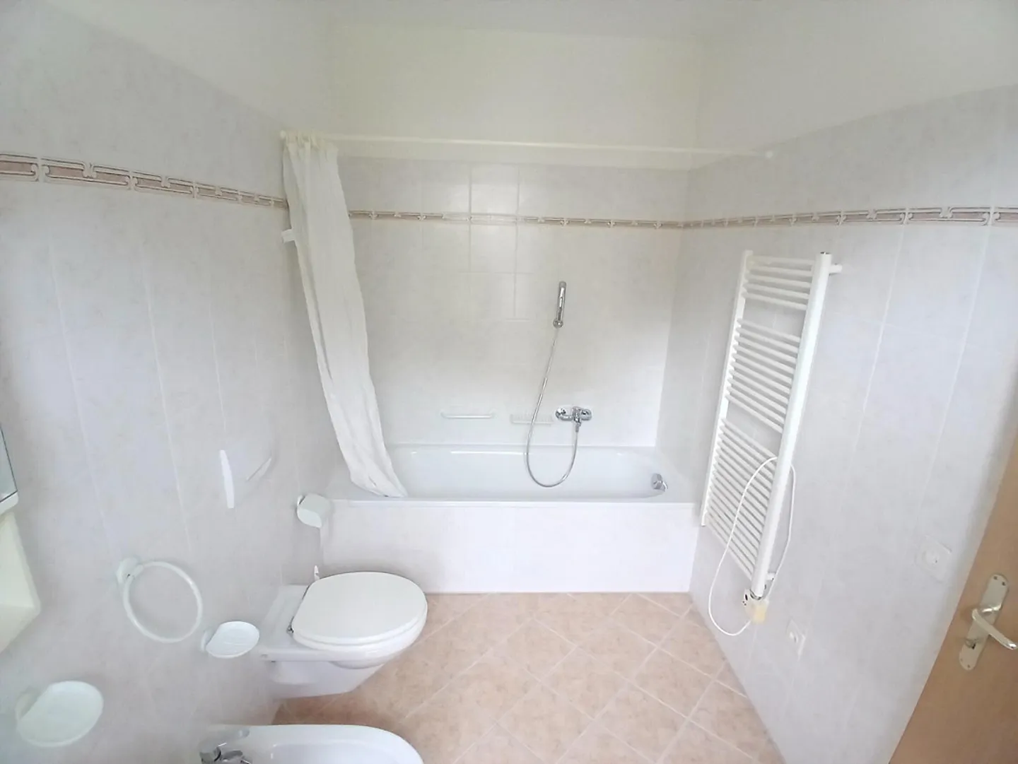 Zweitwohnsitz - 2,5 Zimmer, 80 m² in Arogno Alta - Photo 6 of 9