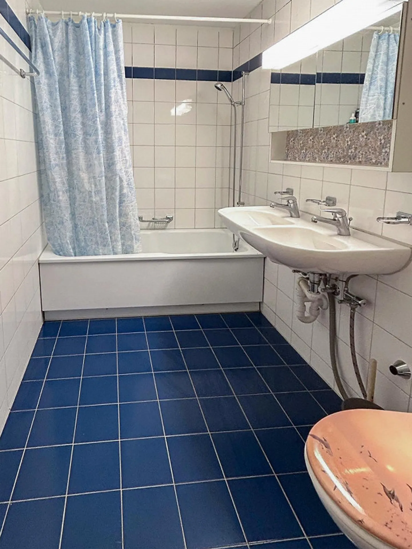 Appartement en duplex dans le quartier populaire de Ruopigen ! - Photo 8 sur 8