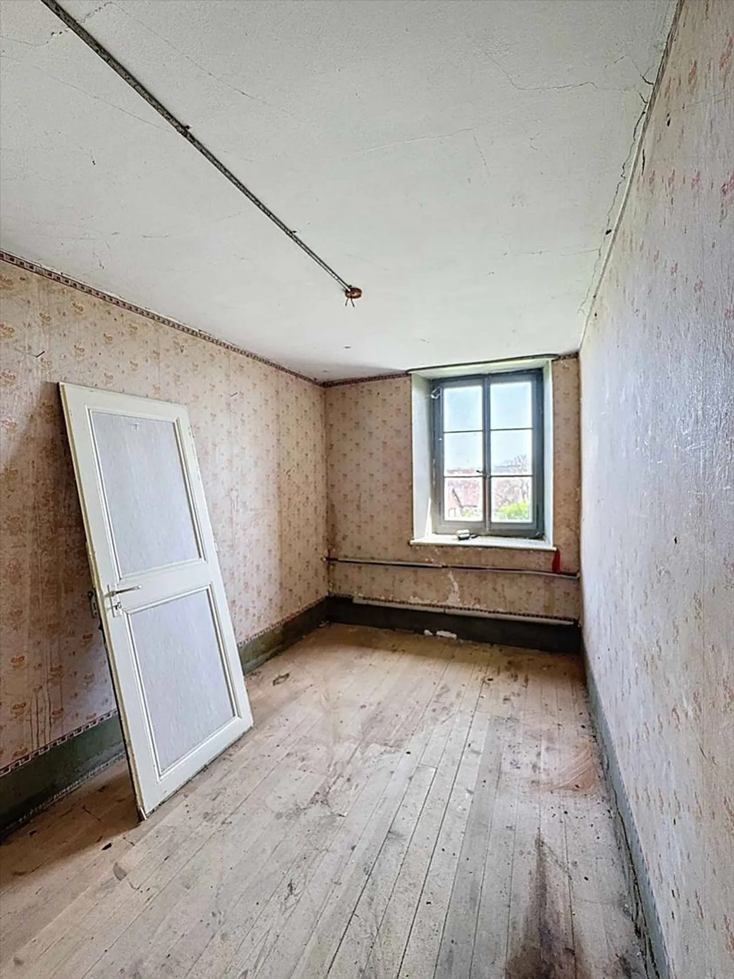 Eigentum, das in eine oder mehrere Wohneinheiten umgewandelt werden soll - Foto 7 von 13