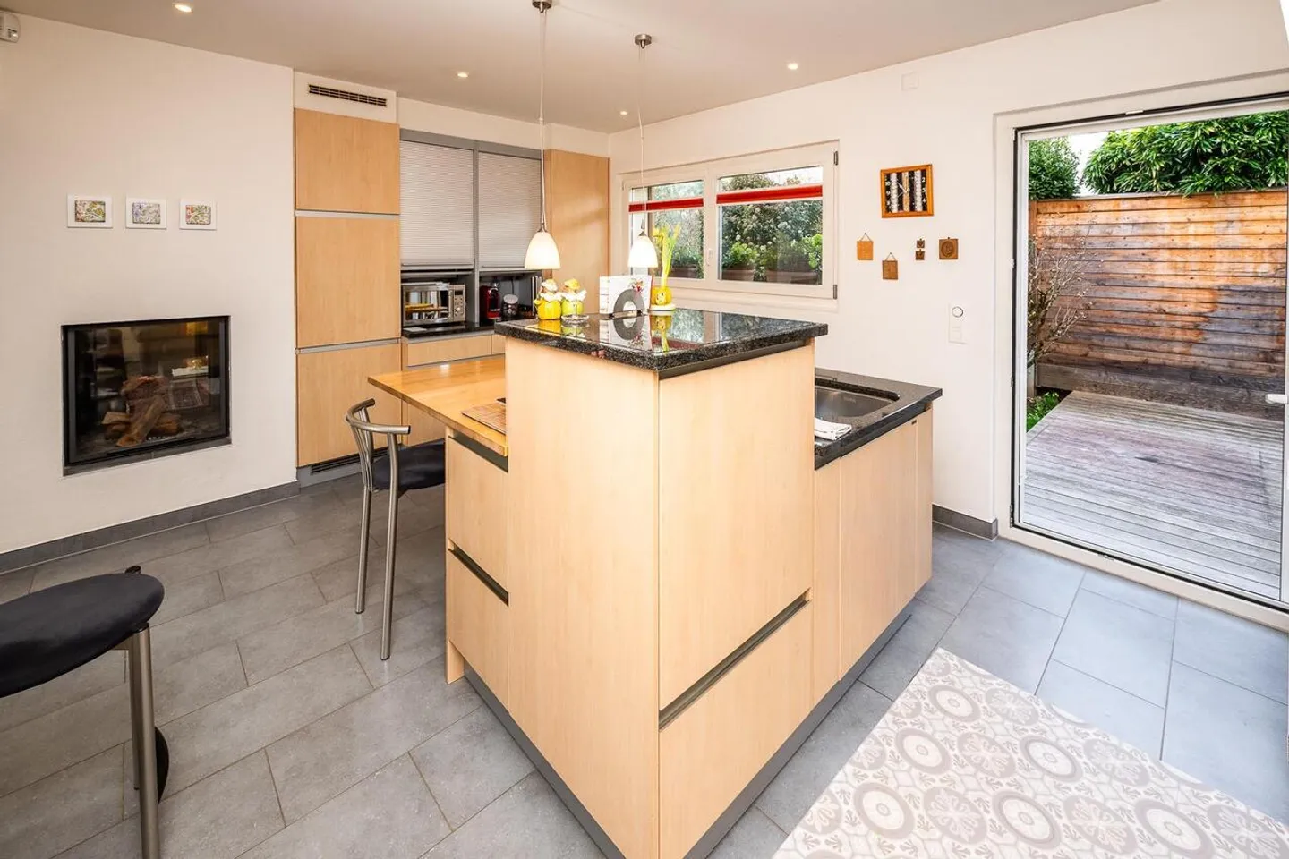 Charmante villa avec jardin - Photo 8 sur 13