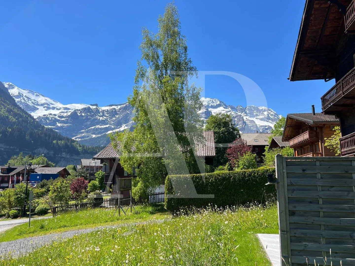 Magnificent new chalet on plan in the heart of Champéry - Photo 3 of 3