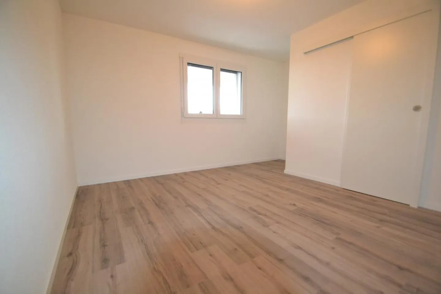 Nouvel appartement au cœur du village - Photo 5 sur 8