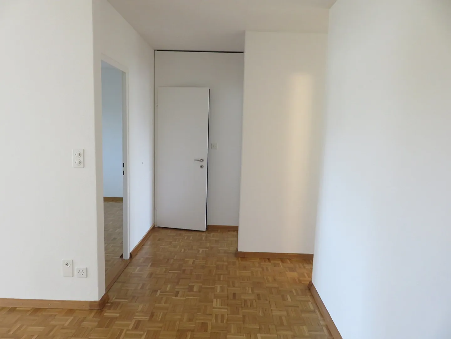 A distanza di cammino dal centro commerciale Volkiland! - Foto 3 di 9