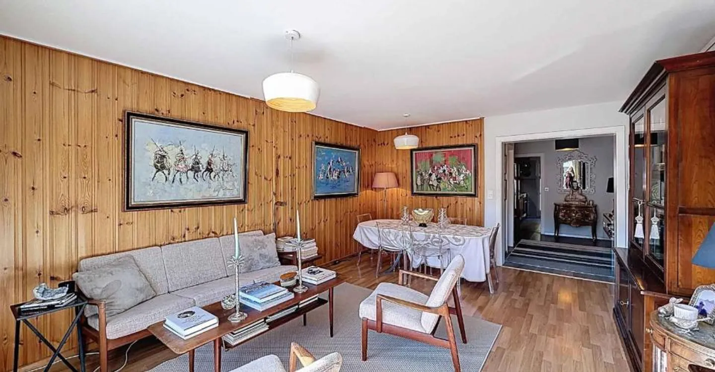 Charmante 4,5 Zimmer in absoluter Ruhe, nur wenige Schritte vom Zentrum entfernt - Foto 3 von 7