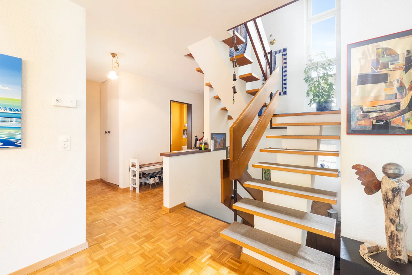 Charming Semi-Detached House - Photo 4 of 13