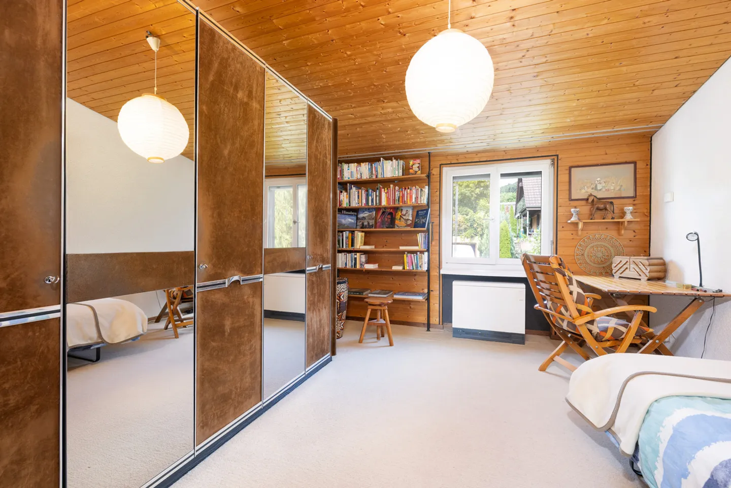 Charming Semi-Detached House - Photo 8 of 13