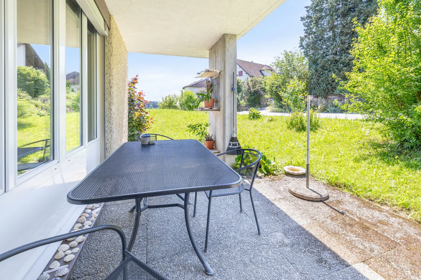 Charming Semi-Detached House - Photo 11 of 13