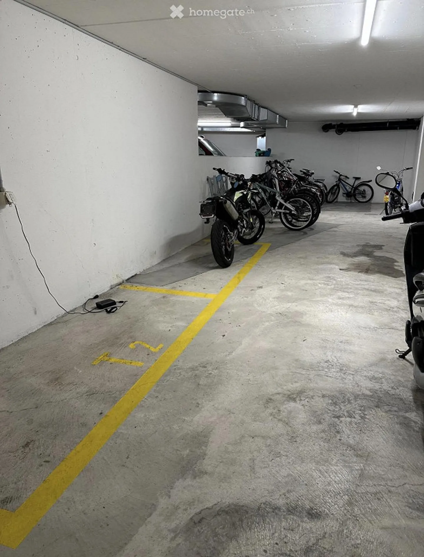 Parcheggio per moto Pfäffikon ZH - Foto 1 di 3