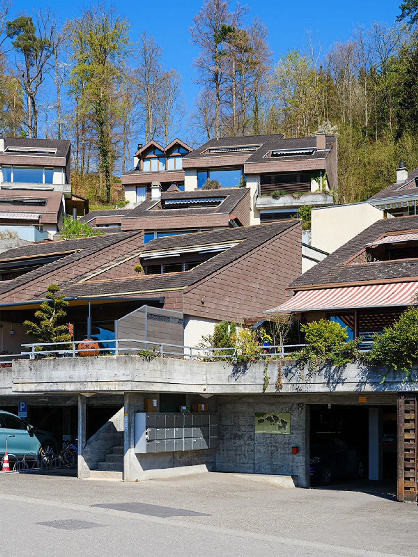 For sale in Steffisburg: 5.5-room terraced house with high privacy... - Photo 4 of 13