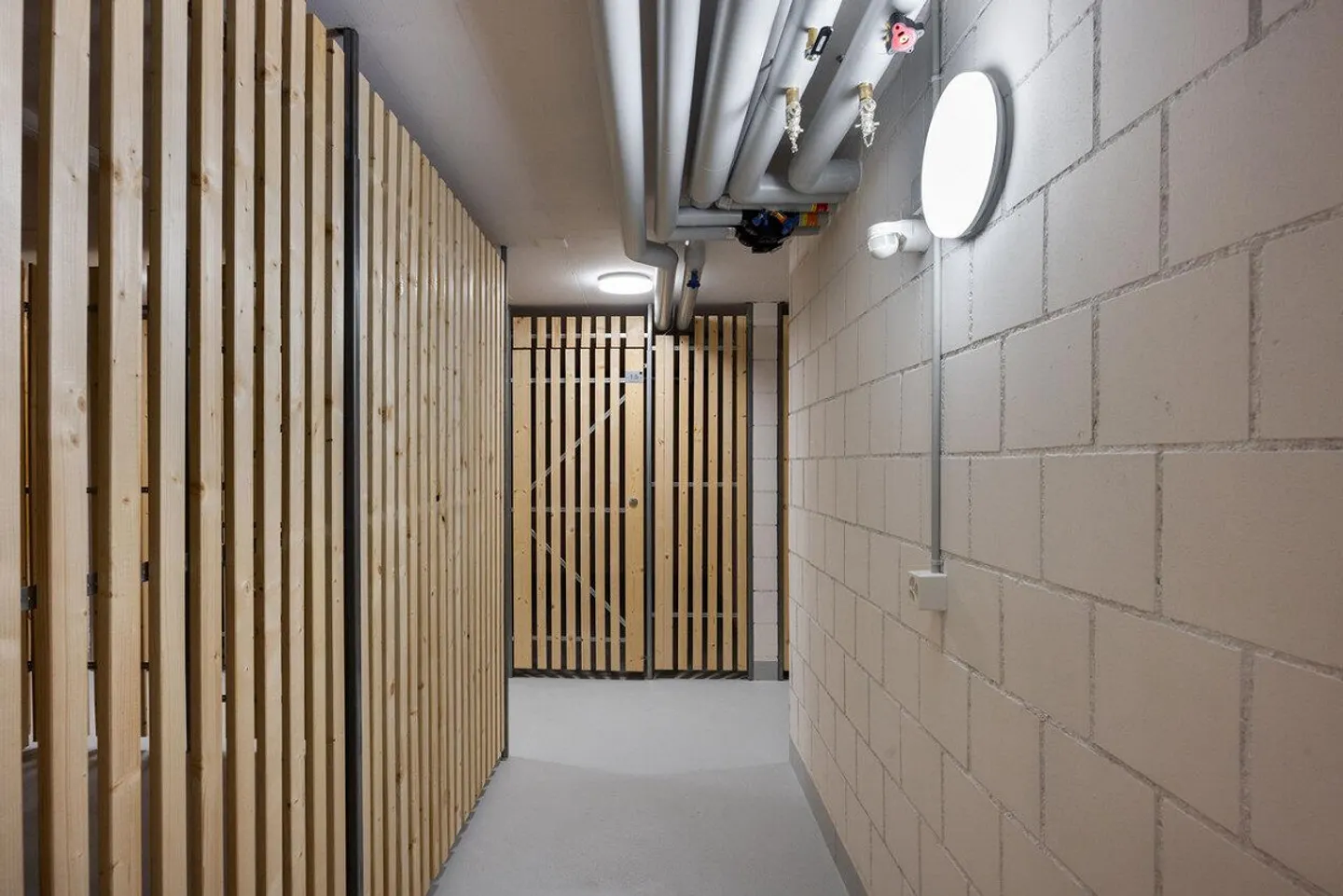 Civenne: Modern Apartment Living - Photo 12 of 20