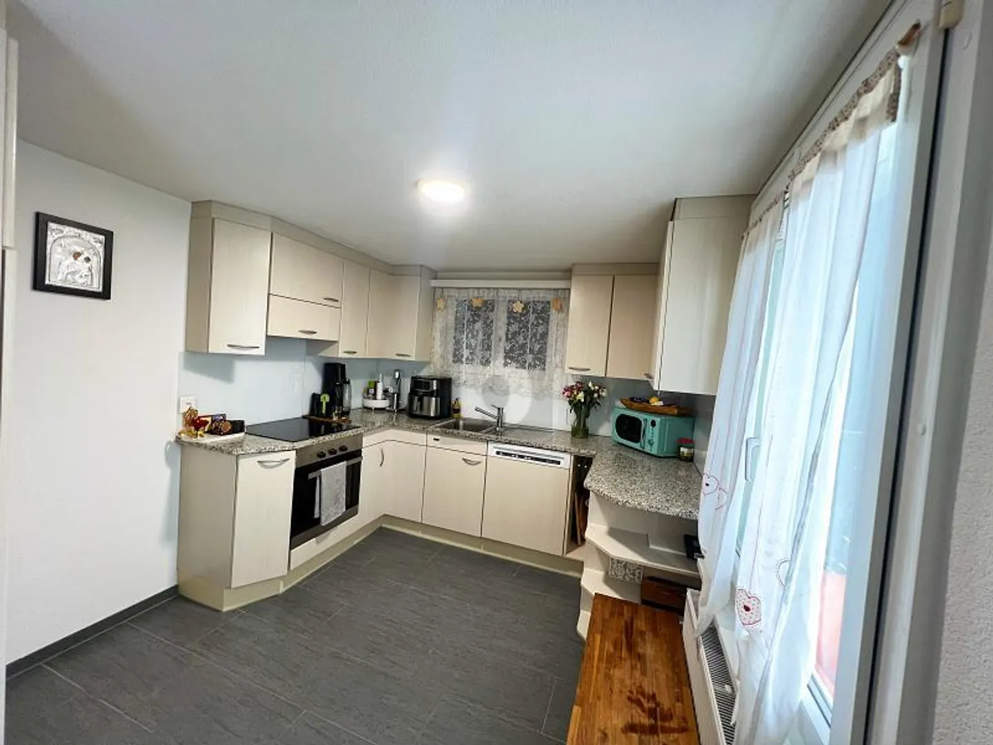 Renoviertes Einfamilienhaus mit Garten - Foto 4 von 6