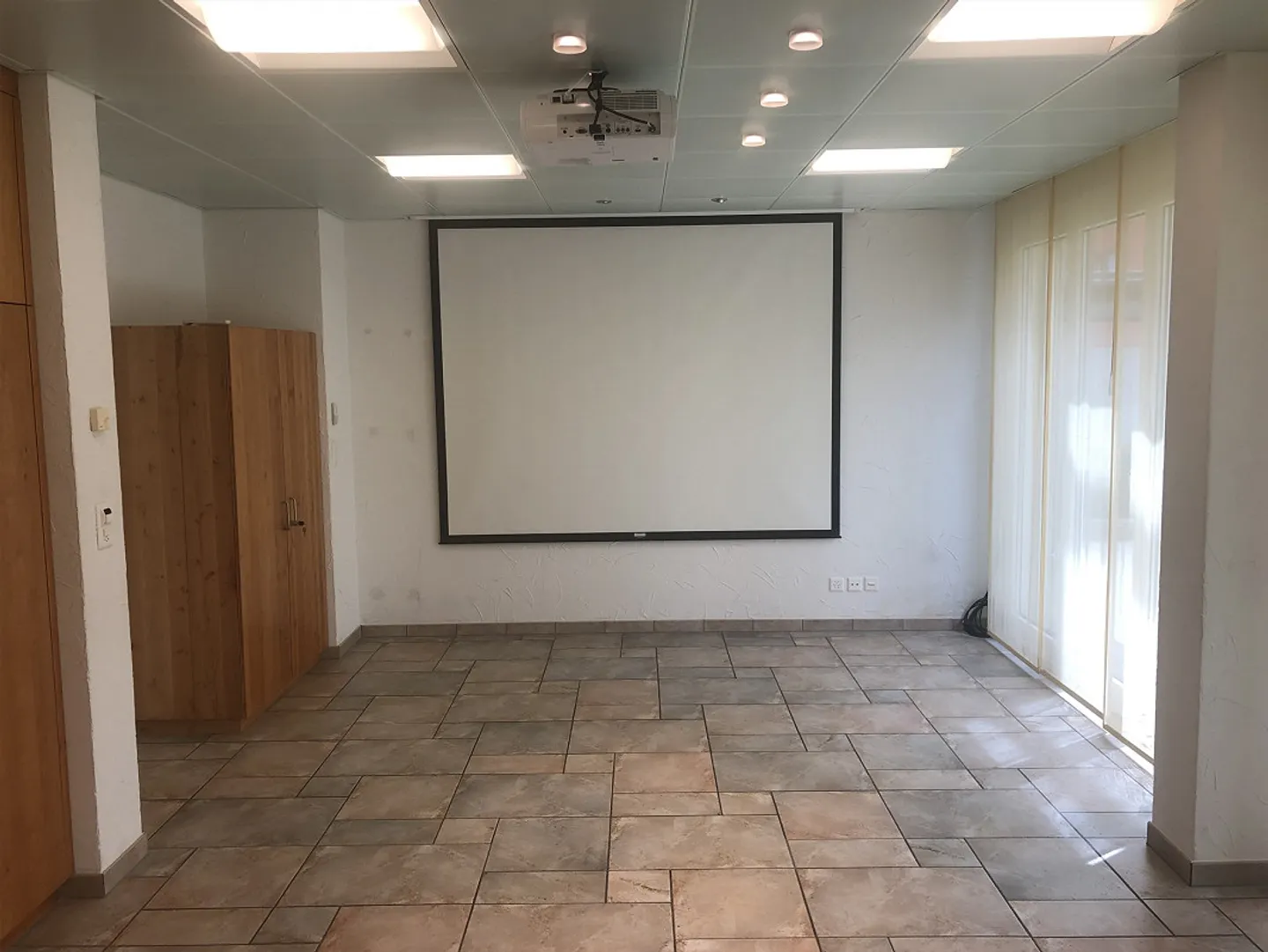 Appartement d'une chambre calme avec espace jardin au centre de Töss - Photo 2 sur 10